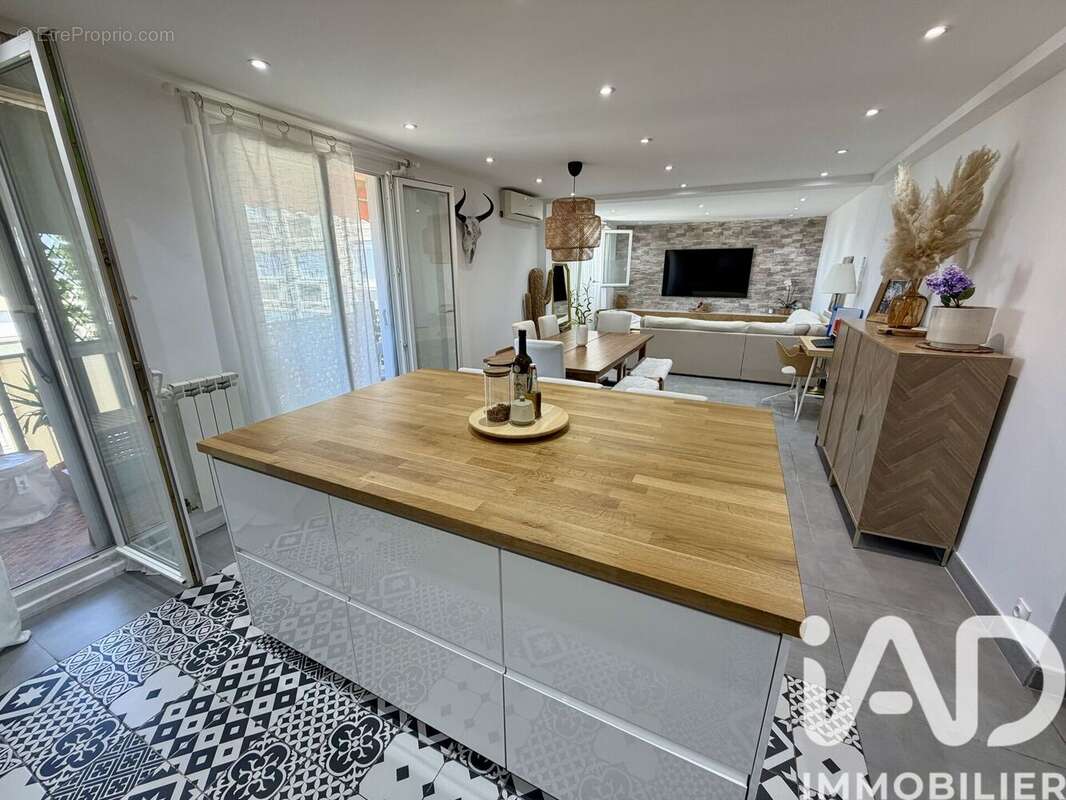 Photo 2 - Appartement à MARSEILLE-10E