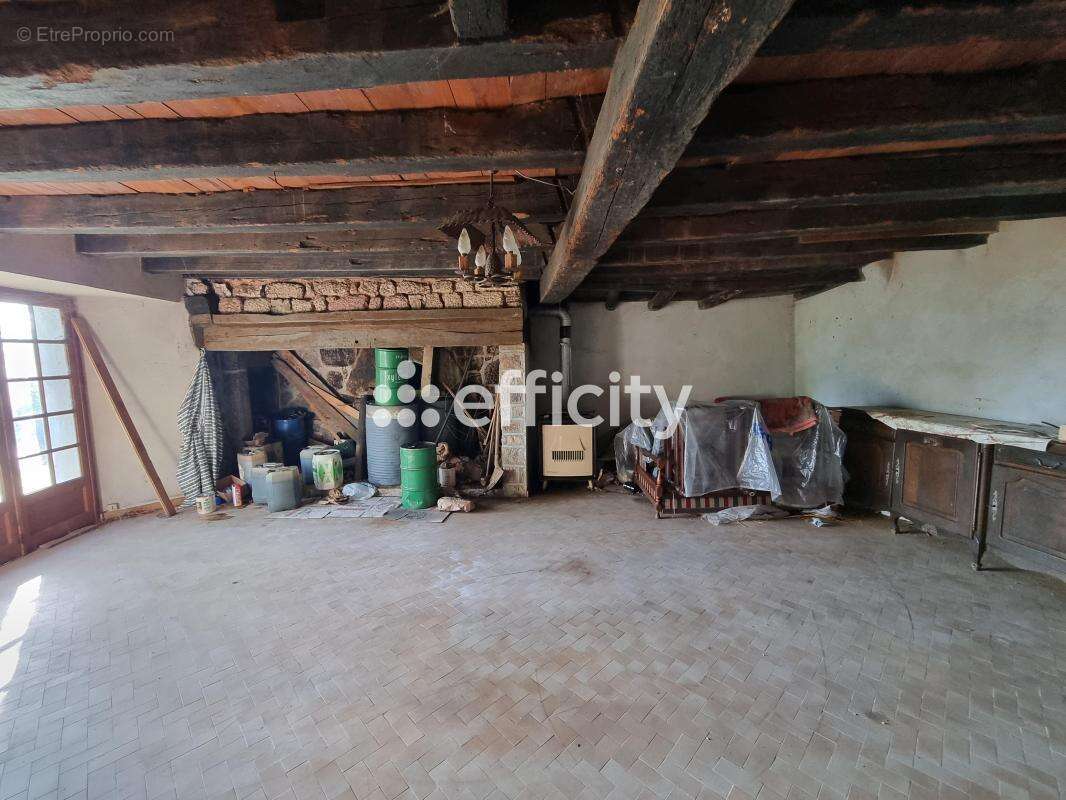 Maison 139 m² à Saint-Alban-Sur-Limagnole  - photo 5