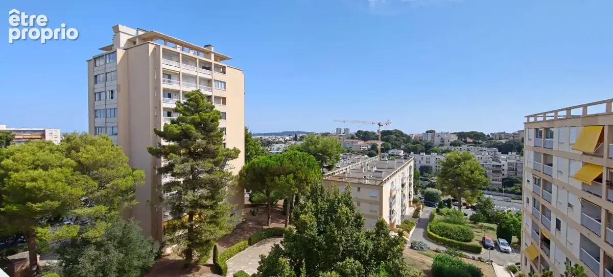 Secteur Combes - Appartement 3 pièces avec loggia, cave et parking - photo 2