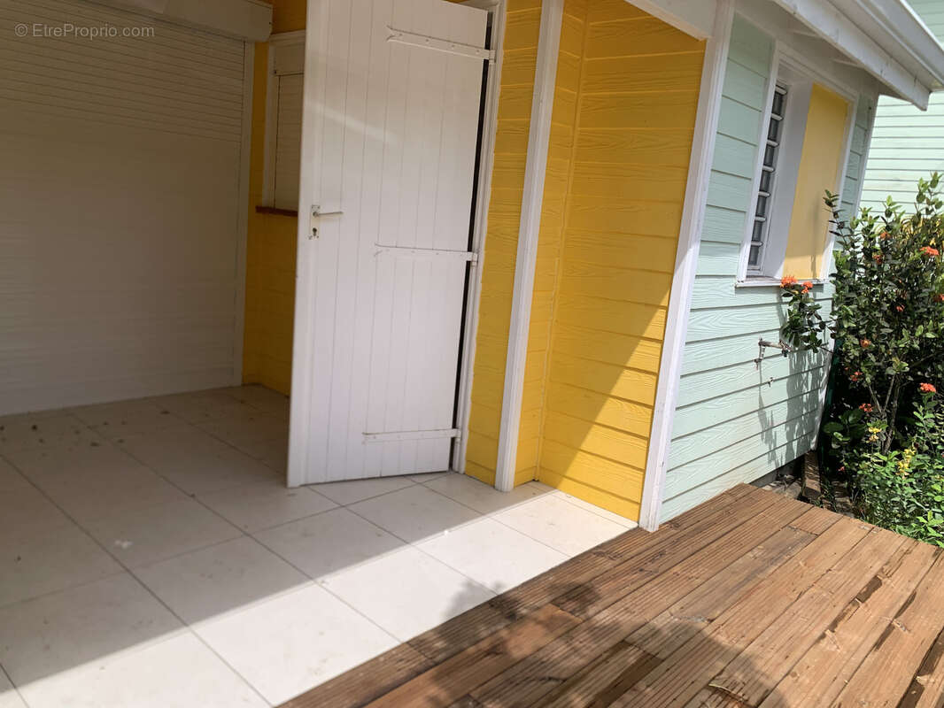 Maison à LES TROIS-ILETS