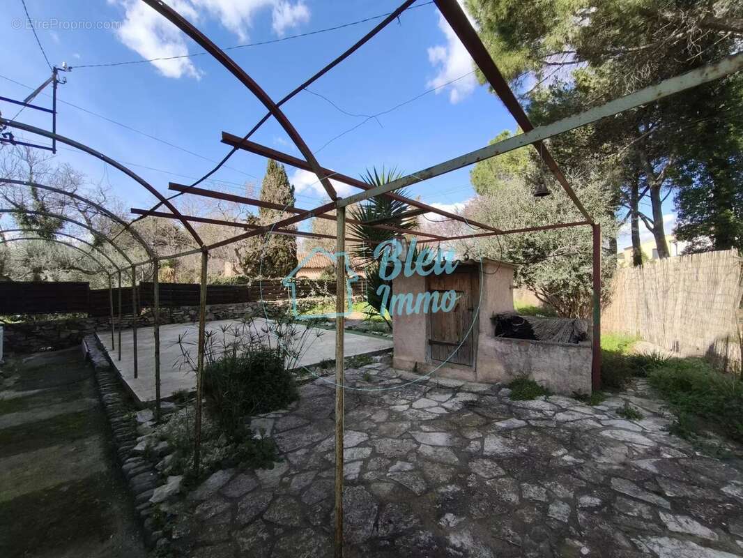 Maison à BIZE-MINERVOIS