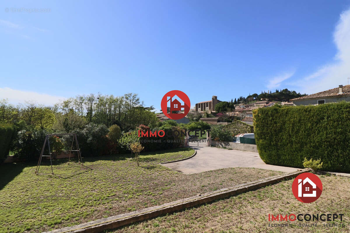 Maison 214 m² à Laudun-L'ardoise  - photo 2