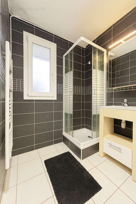 Appartement à VENISSIEUX