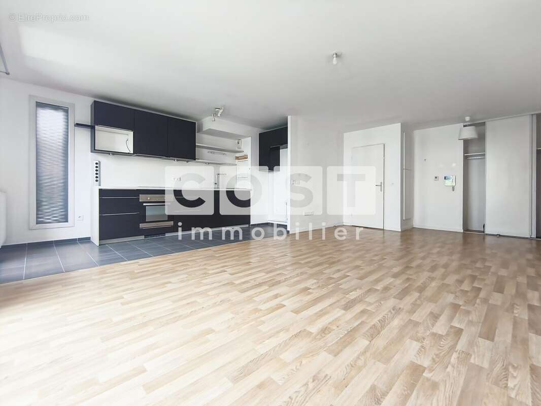 Appartement à ASNIERES-SUR-SEINE