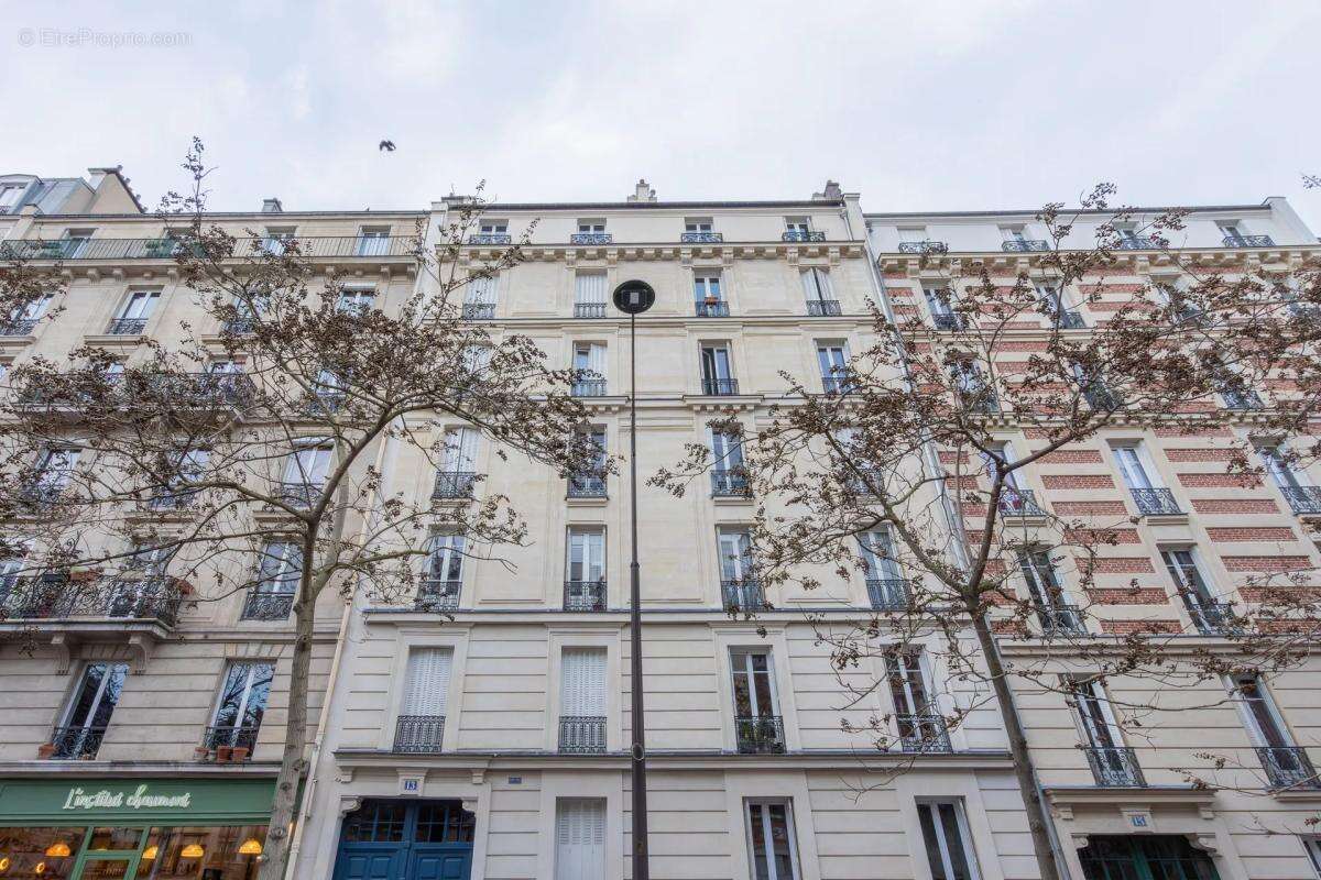Appartement à PARIS-19E