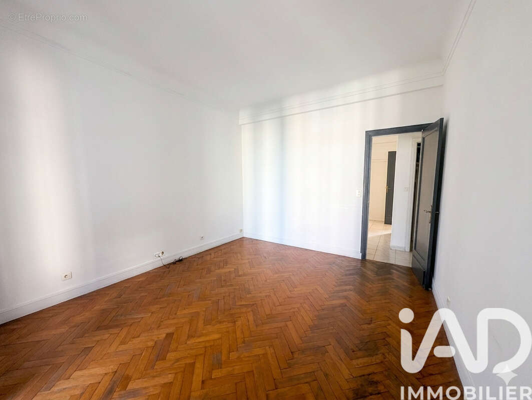 Photo 8 - Appartement à MARSEILLE-8E