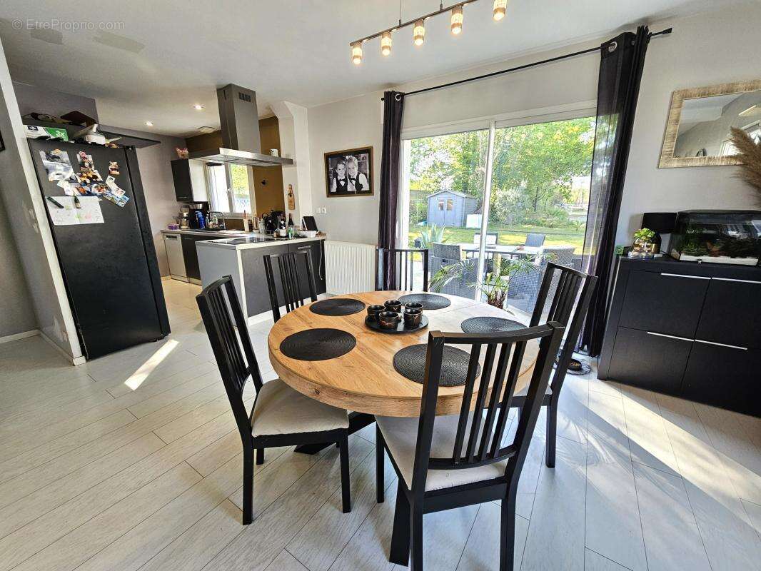 Maison à GRANDCHAMPS-DES-FONTAINES