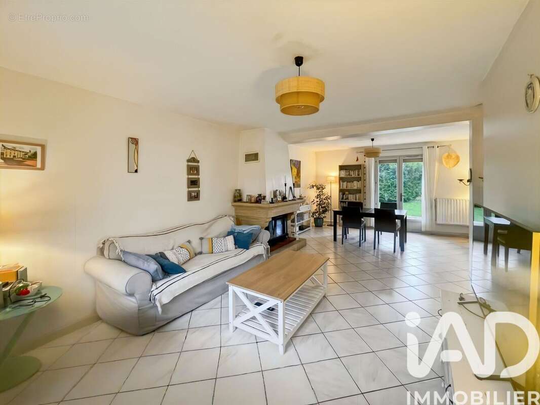 Photo 2 - Maison à PERTHES