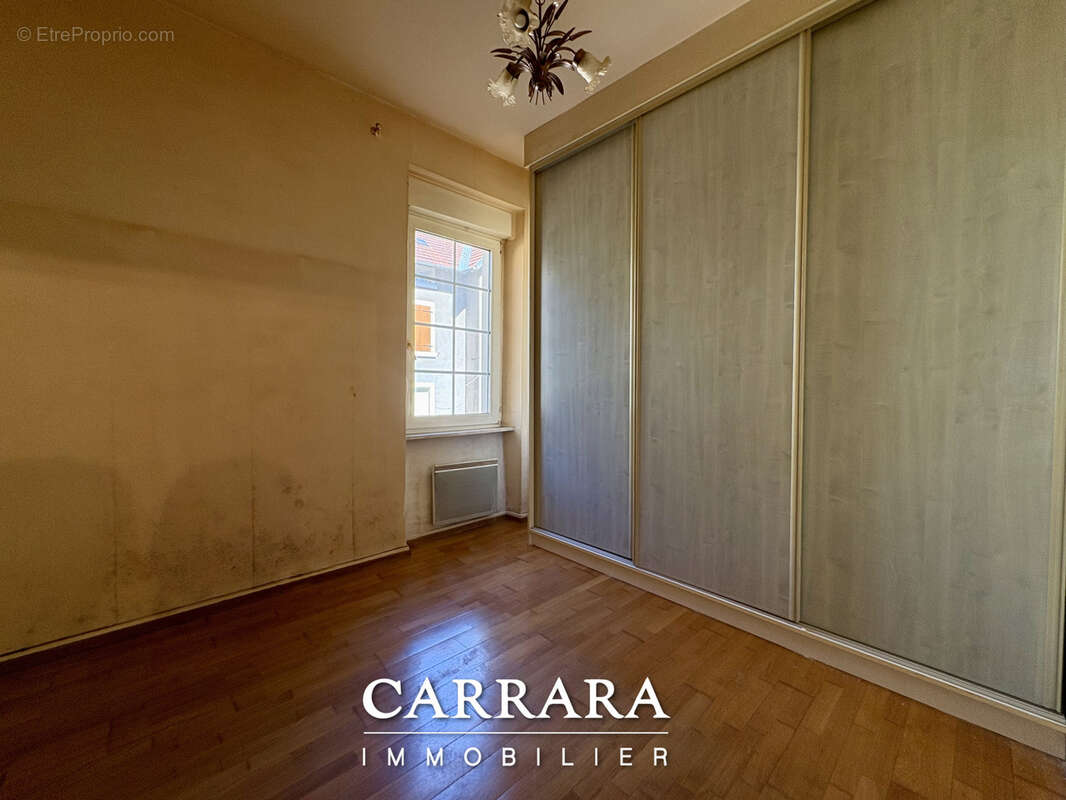 Appartement à ALGRANGE
