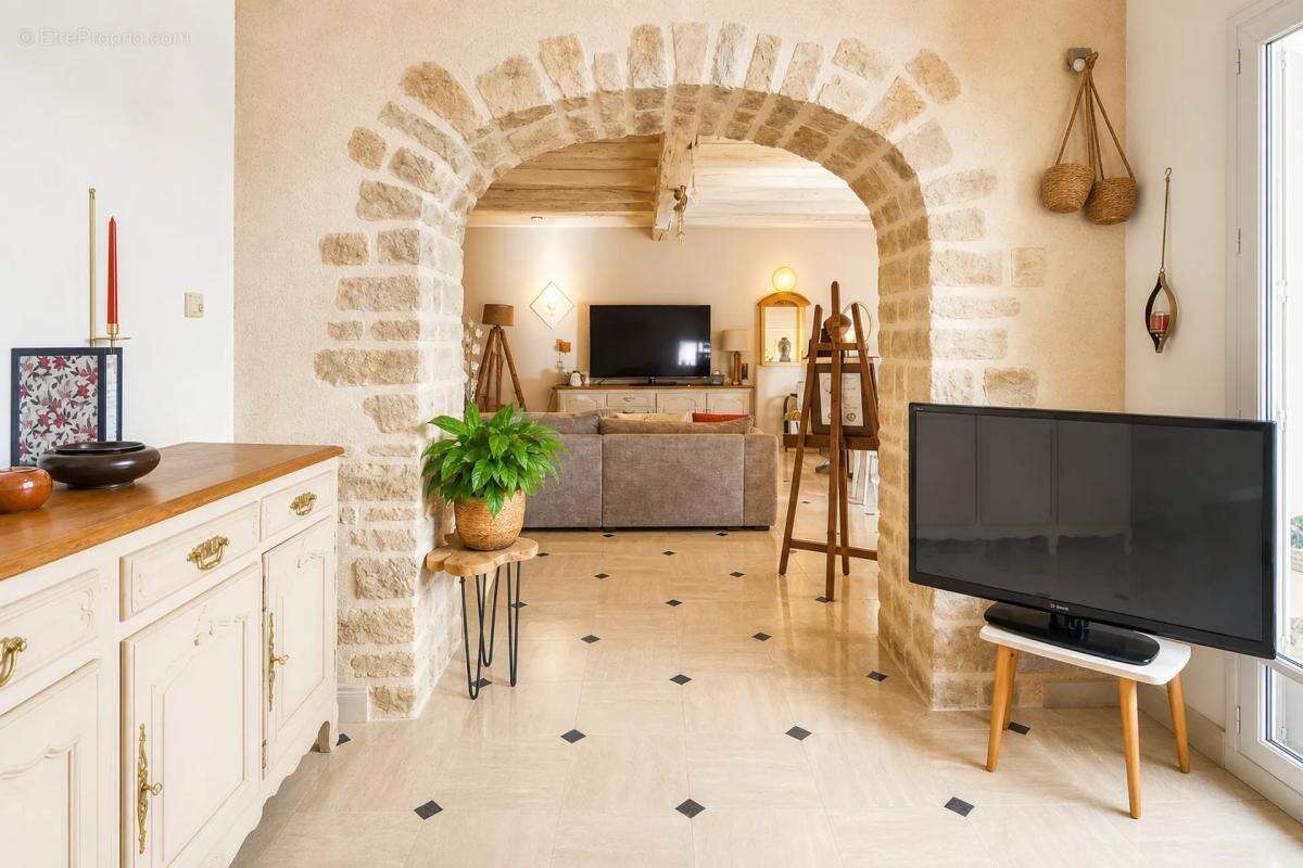 Maison à COULOMBIERS