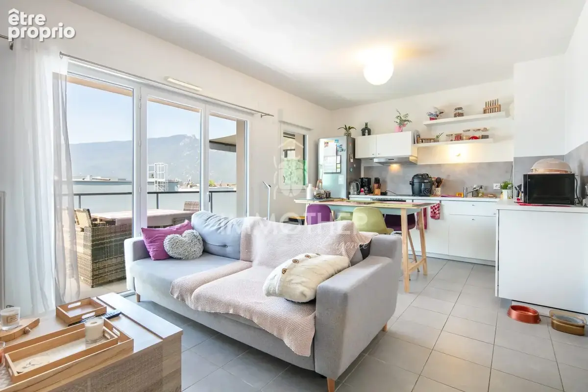 Appartement à AIX-LES-BAINS