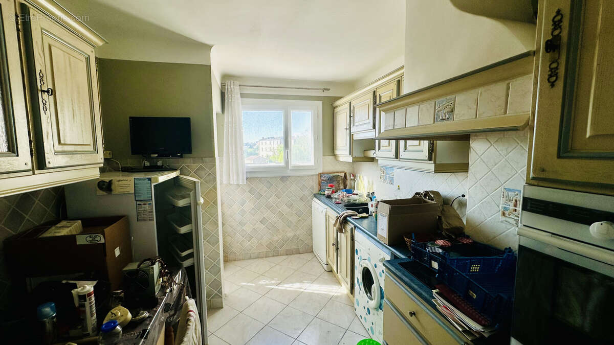 Appartement à MARSEILLE-11E