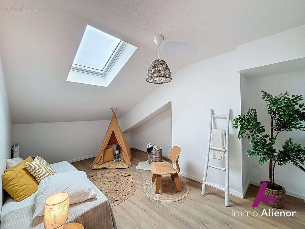 Appartement à BLANQUEFORT