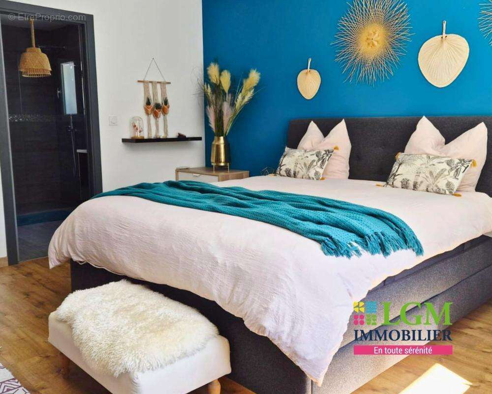 Maison à PLAN-DE-LA-TOUR