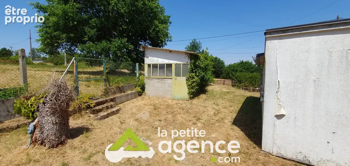 Maison 88 m2 à rénover avec beau terrain - photo 17