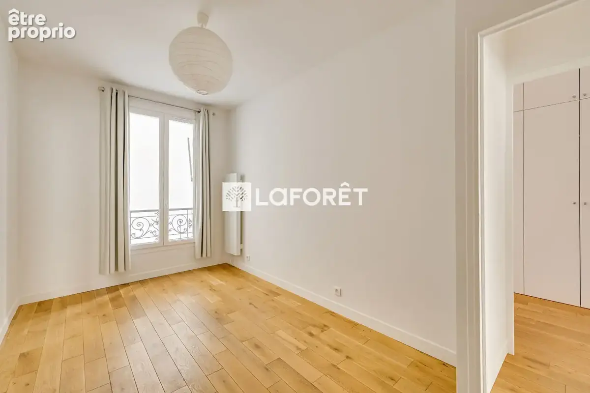Appartement 4 pièces de 78 m² - Charme et confort à Pernety - photo 4