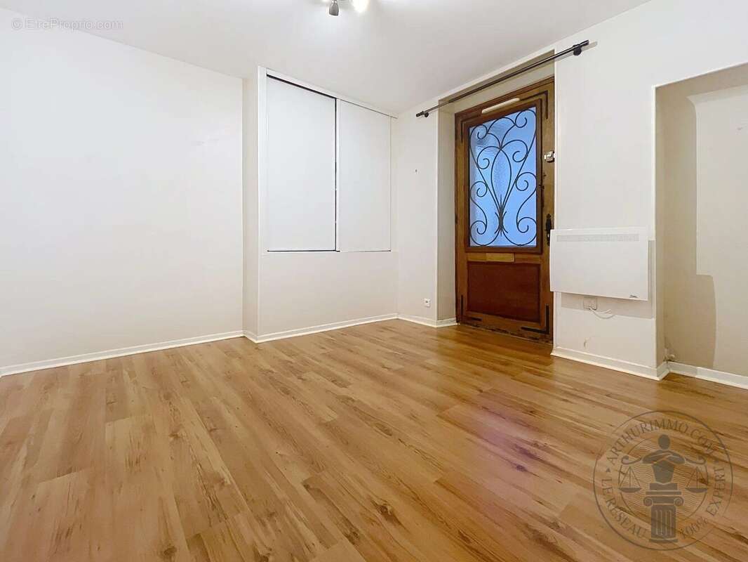 Appartement à DOURDAN
