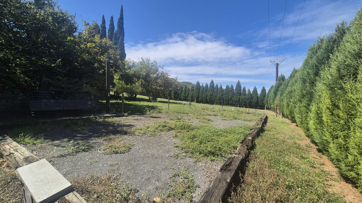 Maison à LABASTIDE-D&#039;ANJOU