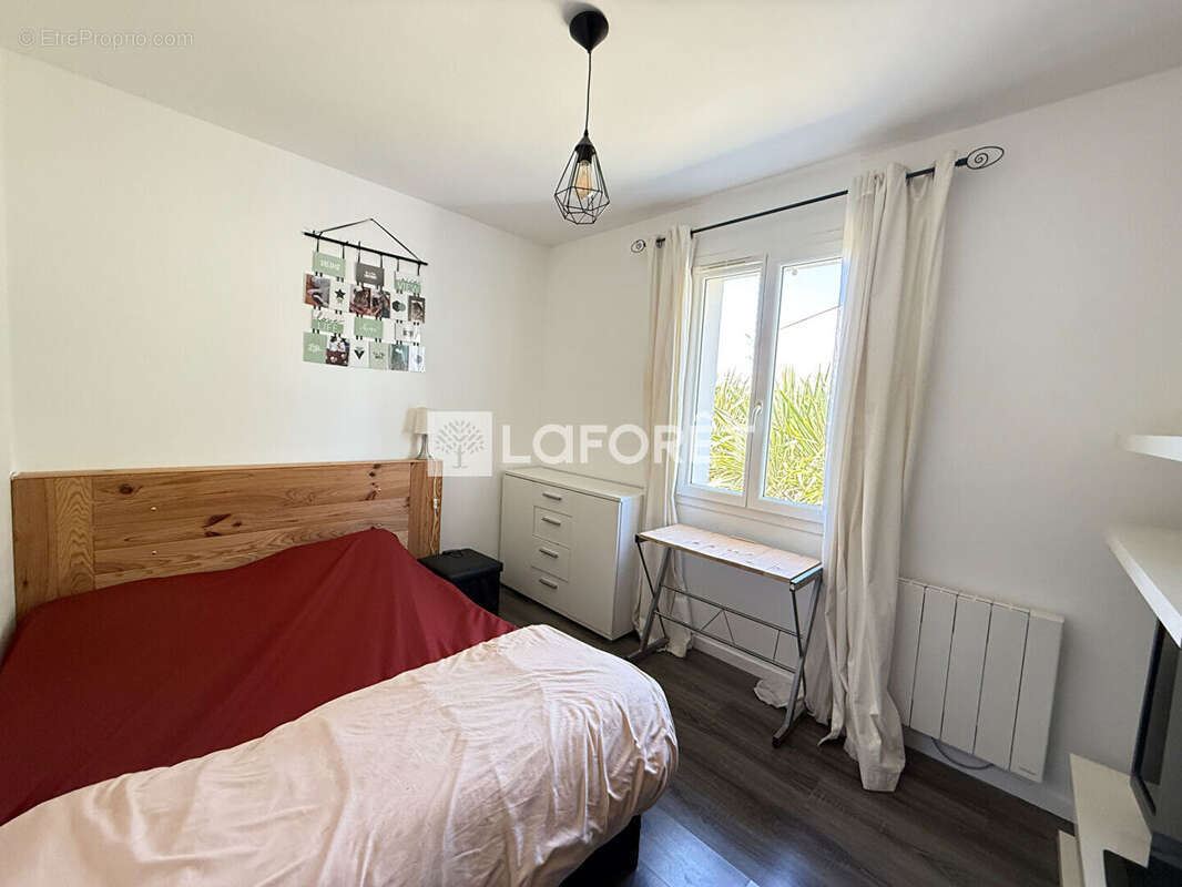 Maison à SAINT-ROMAIN-DE-BENET