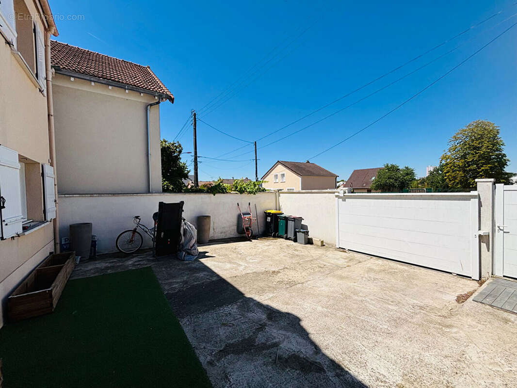 Maison à BEZONS