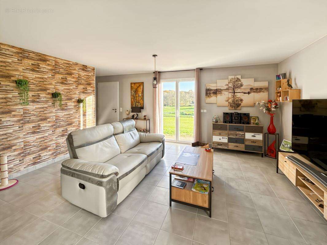 Maison à TOCANE-SAINT-APRE