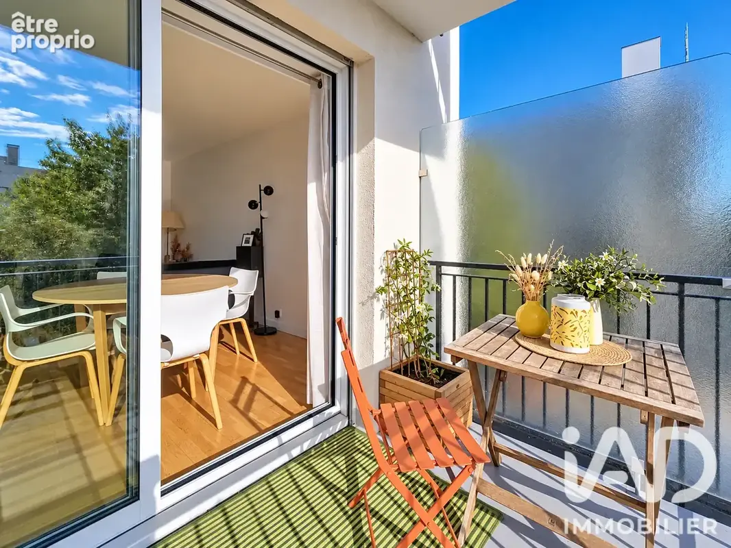 Photo 1 - Appartement à SURESNES