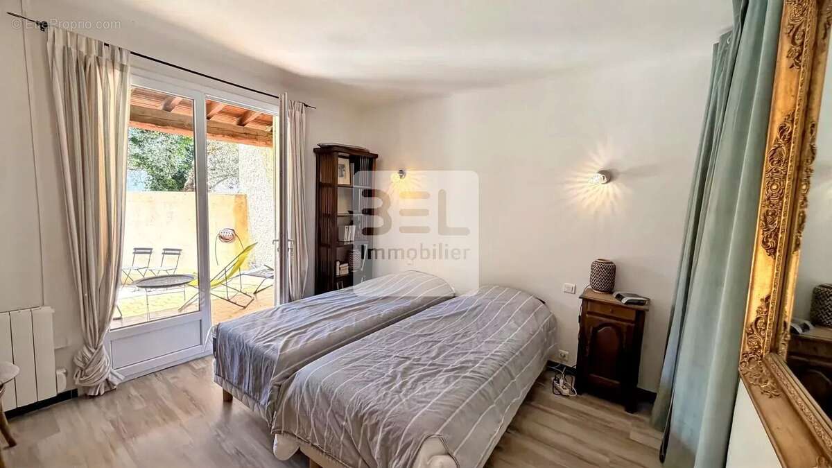 Maison à CHATEAUNEUF-DE-GADAGNE