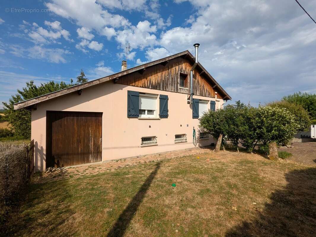 Maison 71 m² à Hurigny  - photo 14