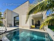 Maison à MONTELIMAR