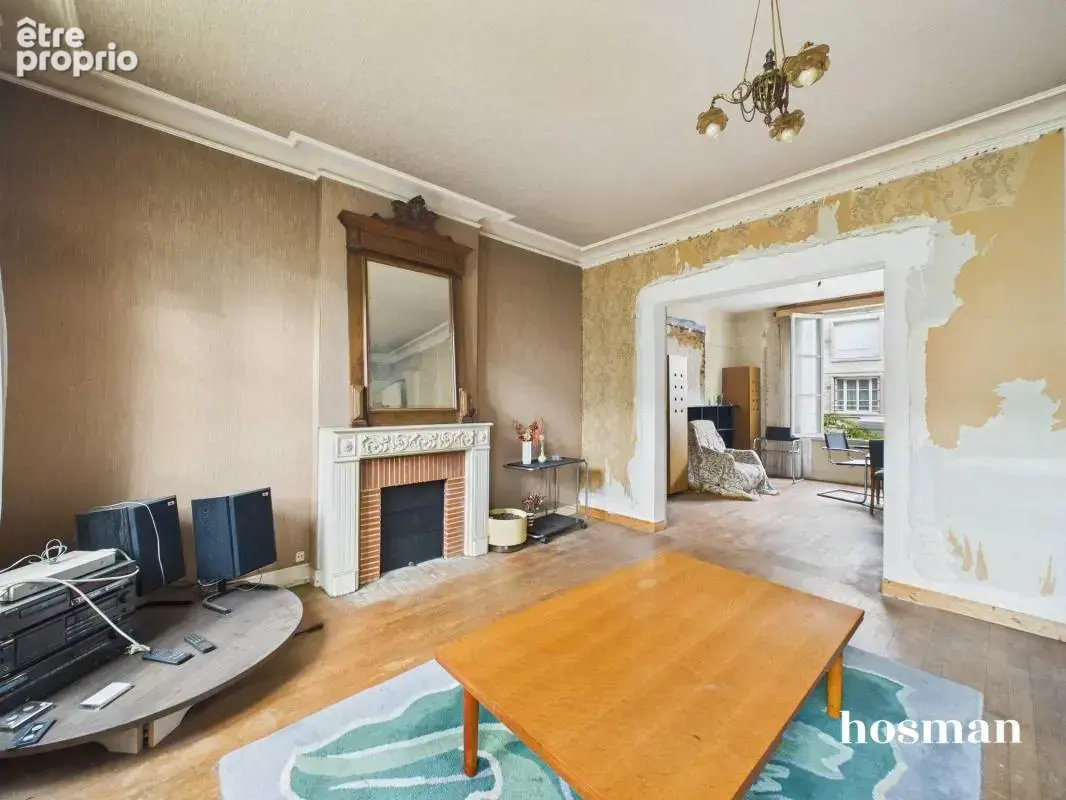 Appartement traversant 3 pièces de 70 m² à rénover - Rue d'Angoumois, Nantes - photo 4