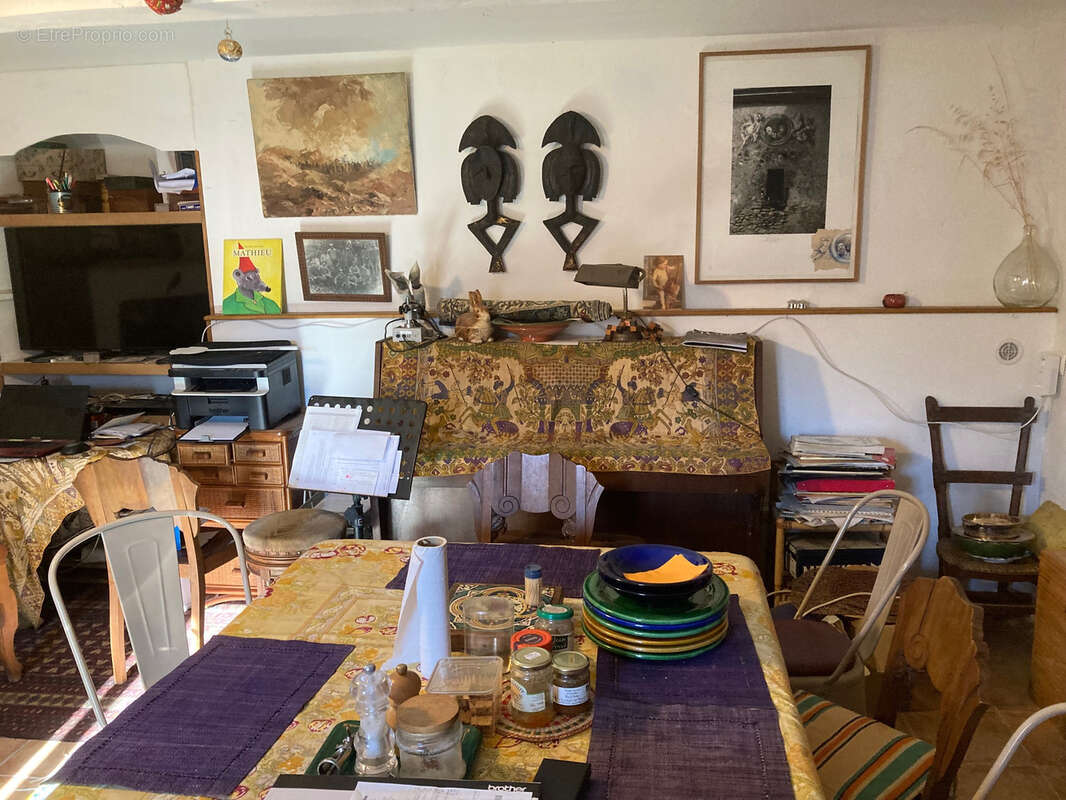 Maison à VILLAR-EN-VAL