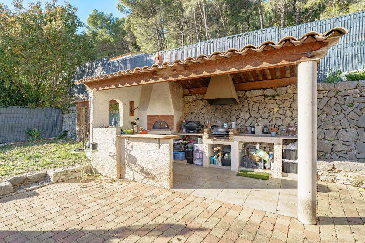 Maison à CUGES-LES-PINS