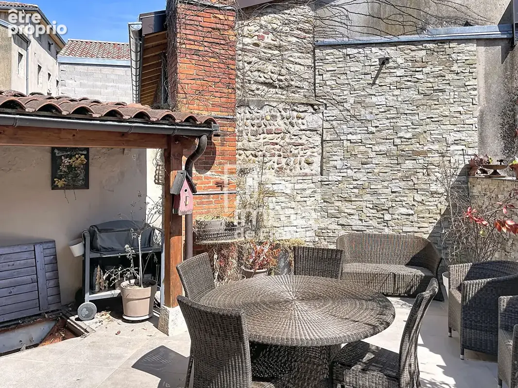 Appartement Bourg En Bresse 5 pièce(s) 155 m2 avec GARAGE + stationnement - photo 14