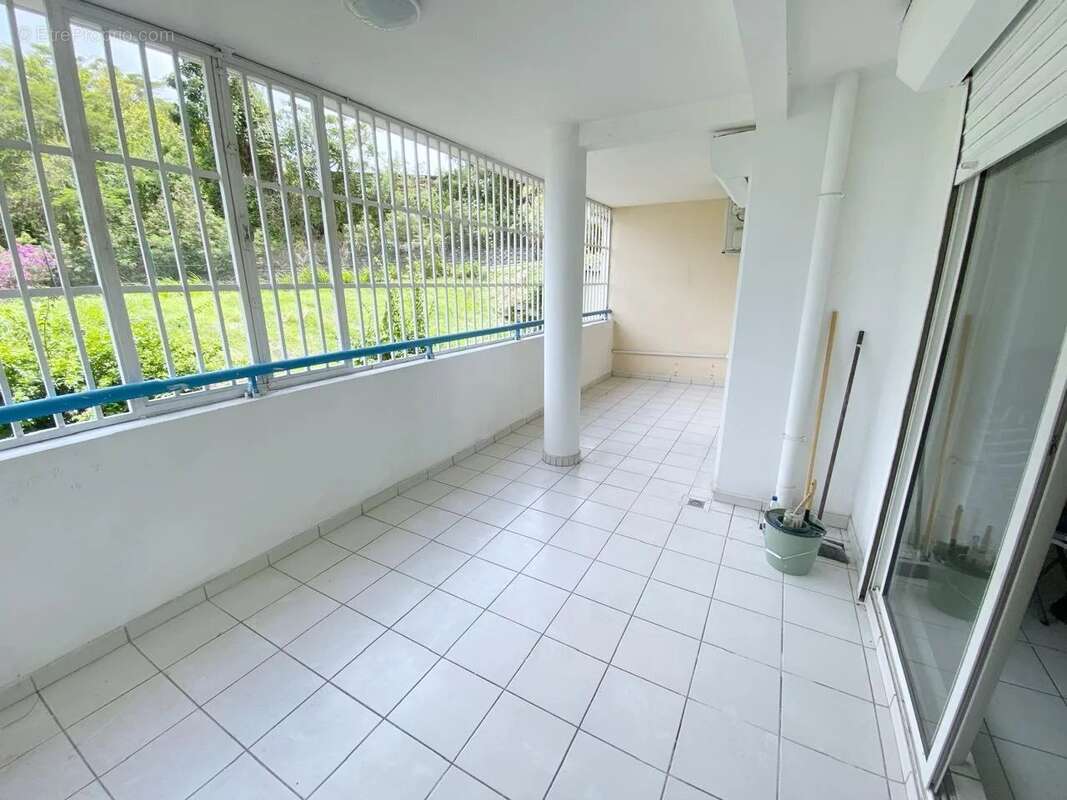 Appartement T2 lumineux à Schœlcher, Martinique - photo 4