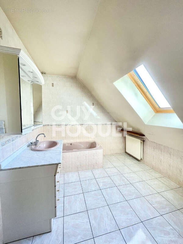 Maison à BONDOUFLE