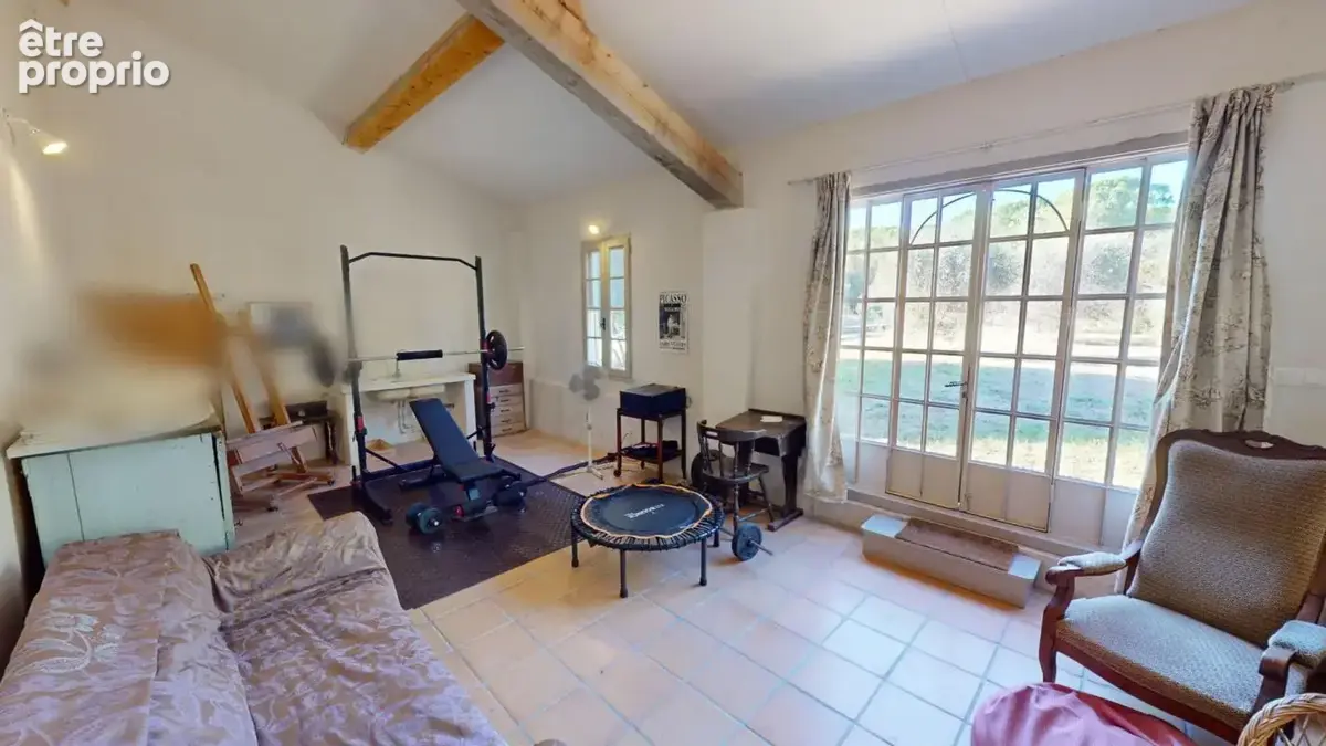 LE MUY: Demeure de prestige en pierre ? Une propriété de caractère au coeur de la Provence varoise - photo 9