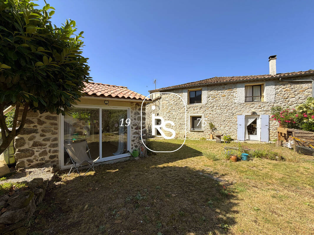 Maison à JOANNAS