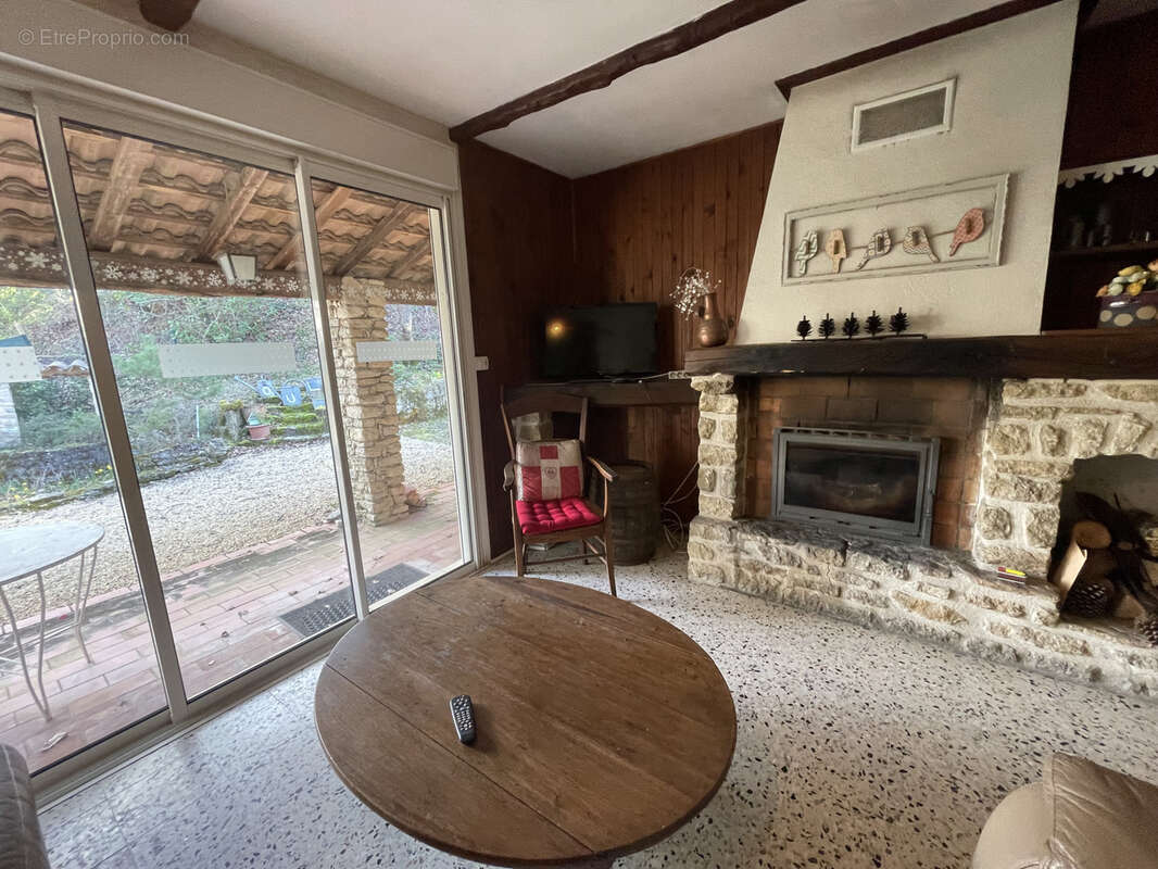 Maison à VAISON-LA-ROMAINE