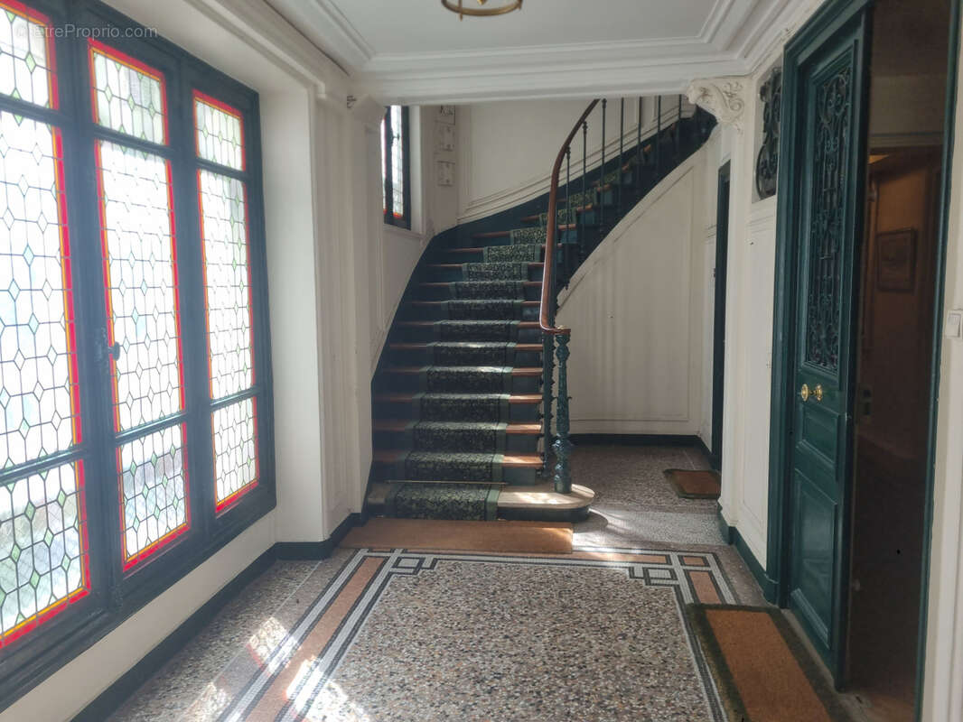 Appartement à PARIS-5E
