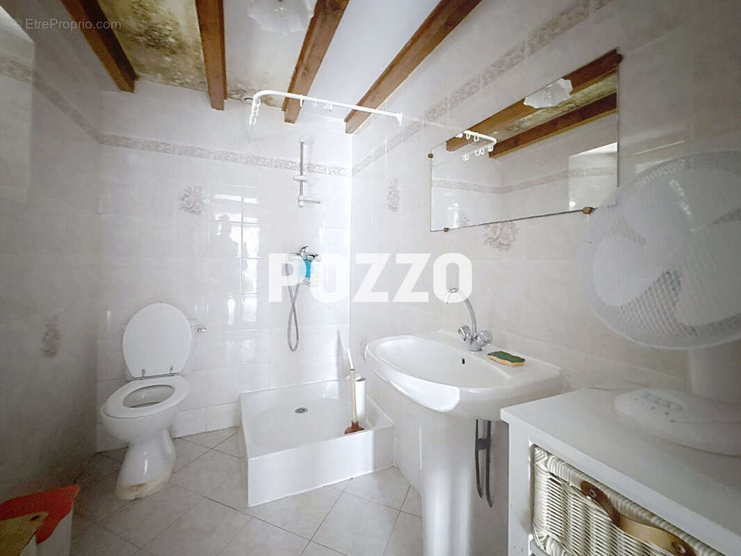 Maison à MUNEVILLE-LE-BINGARD