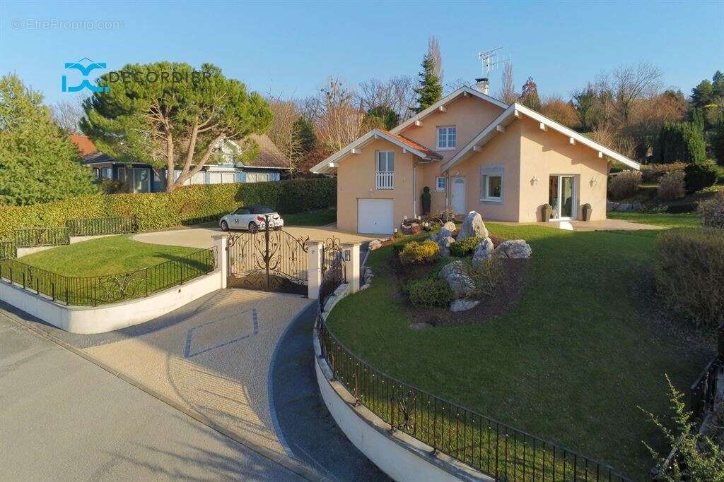 Maison à PUBLIER
