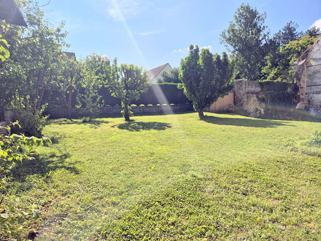 Maison à ELANCOURT