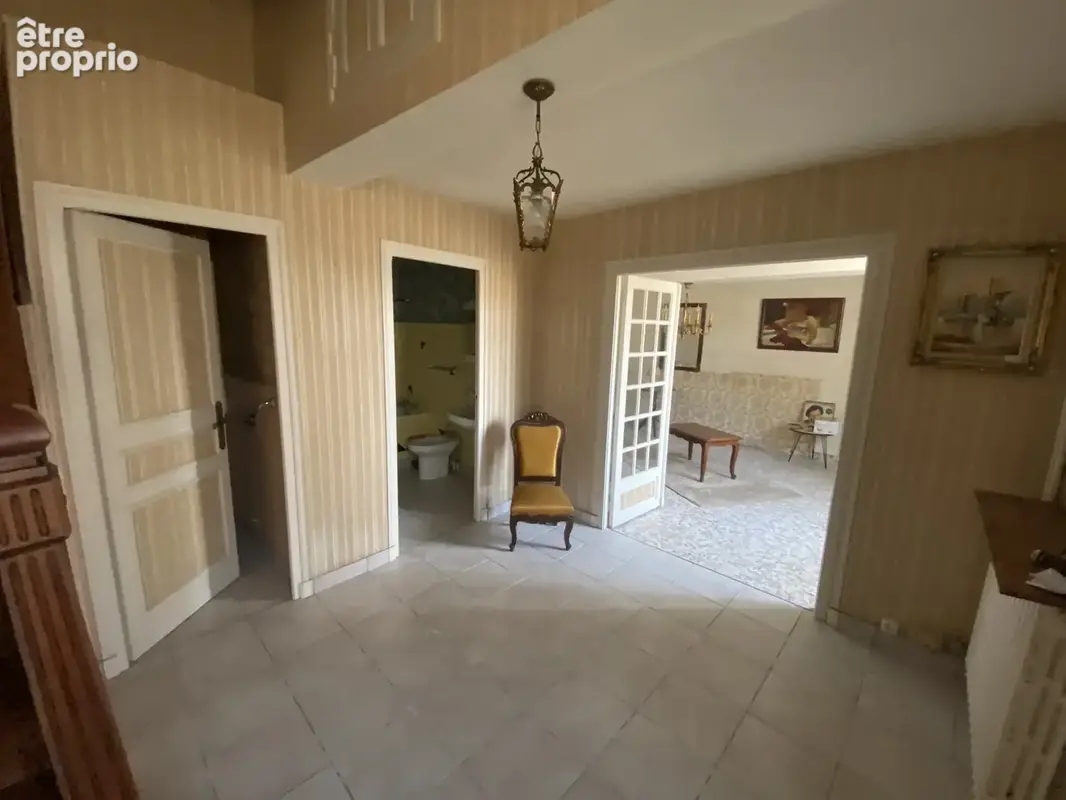 Maison de 138 m2 avec garage et jardin et une grange indépendante - photo 12