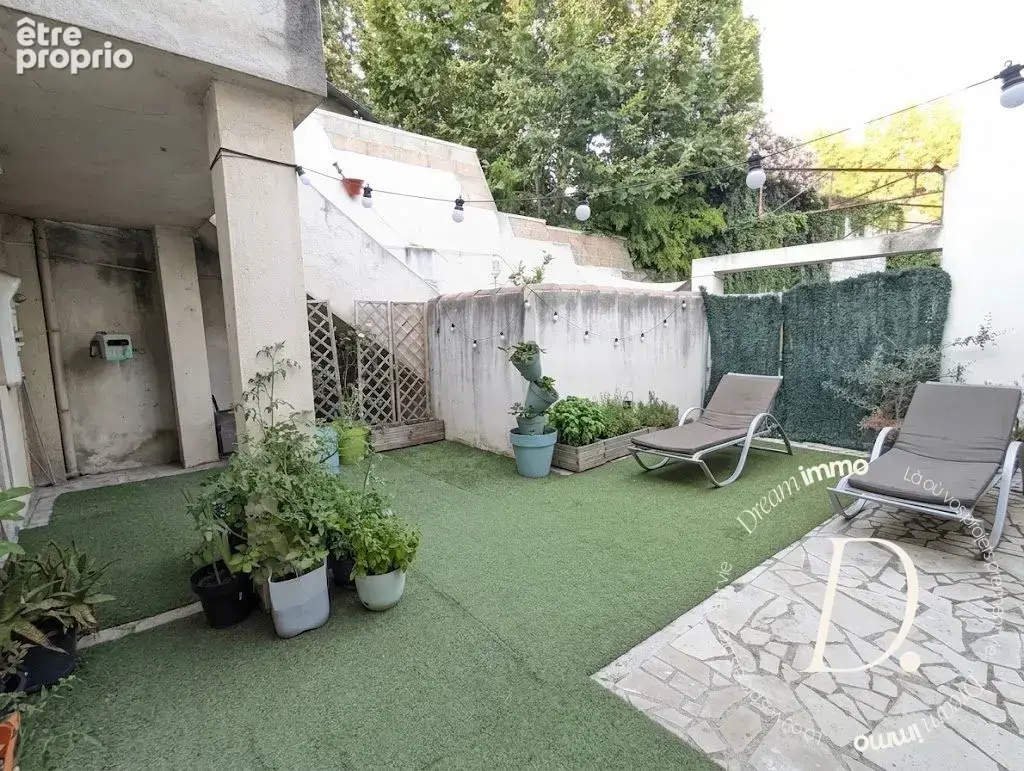 Maison 161 m² à Arles  - photo 4