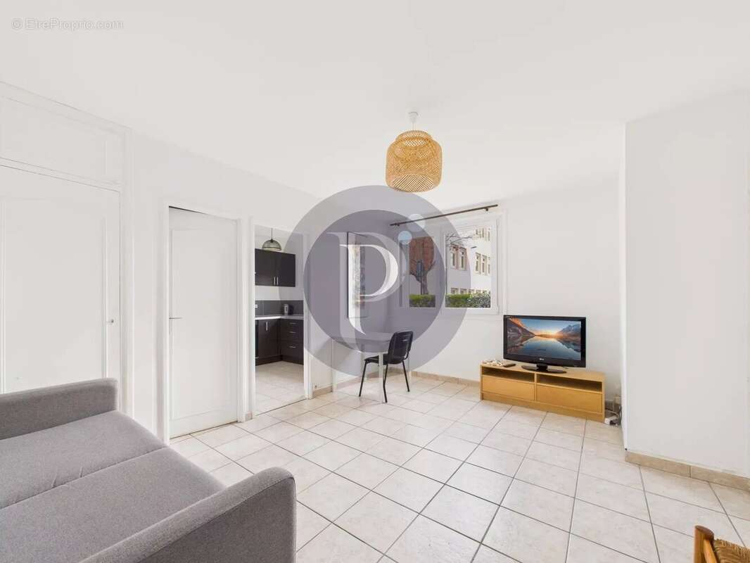 Appartement à LE PLESSIS-ROBINSON