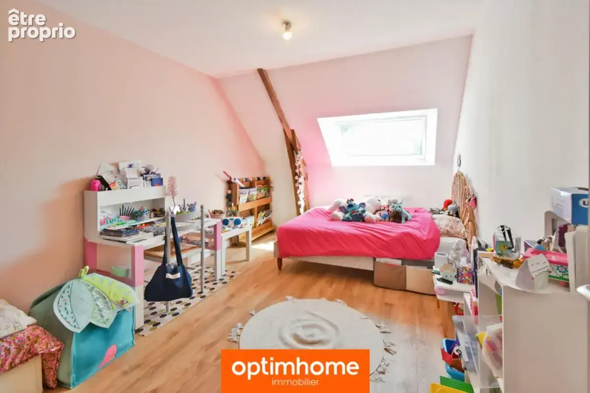 Maison en pierre rénovée de 120 m² - Goven - photo 11