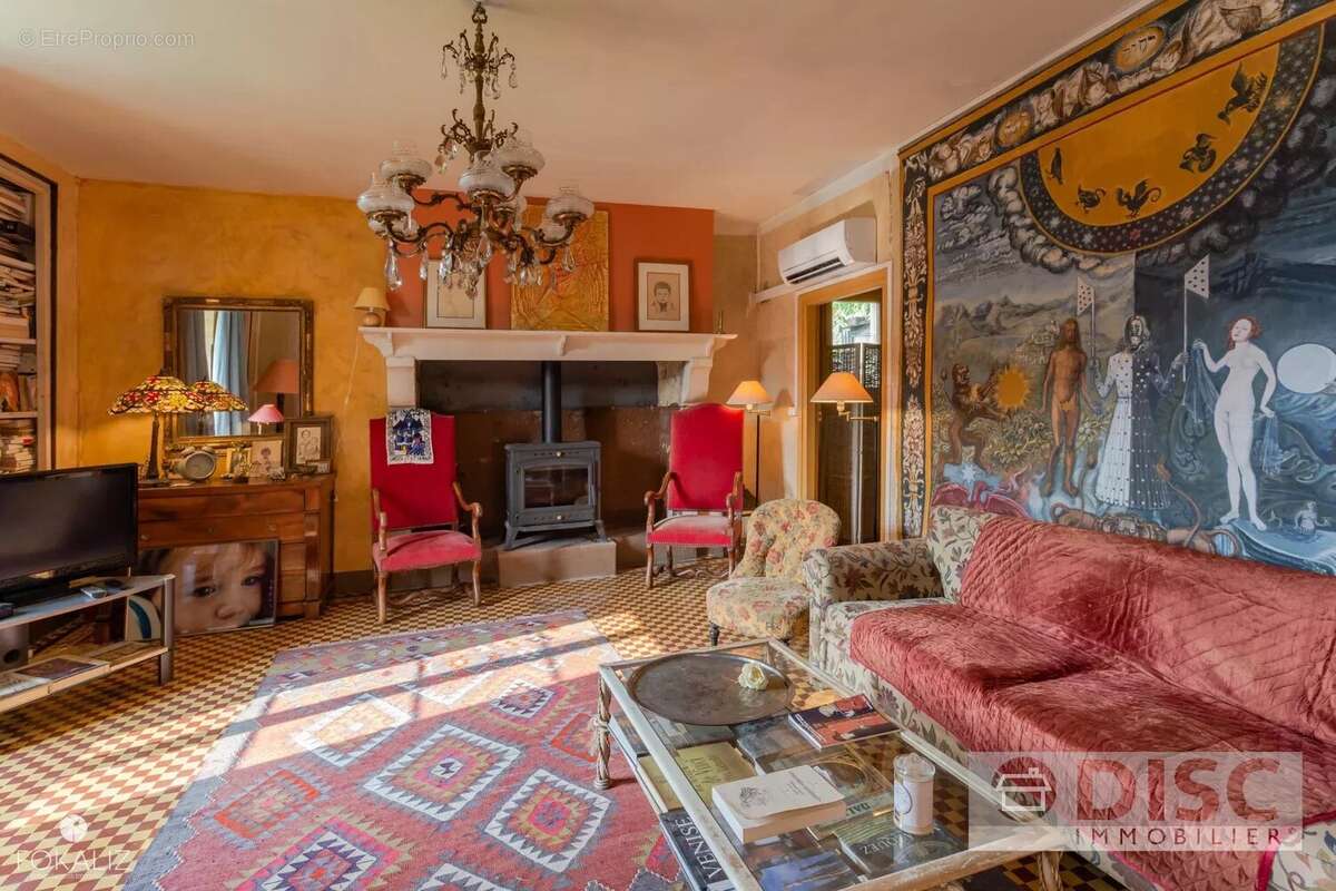 Belle et spacieuse maison de Maitre. - photo 8