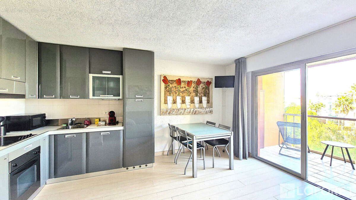 Appartement à FREJUS