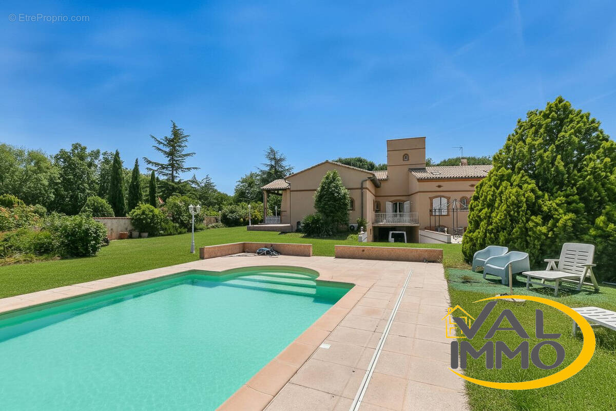 Maison à CORNEBARRIEU