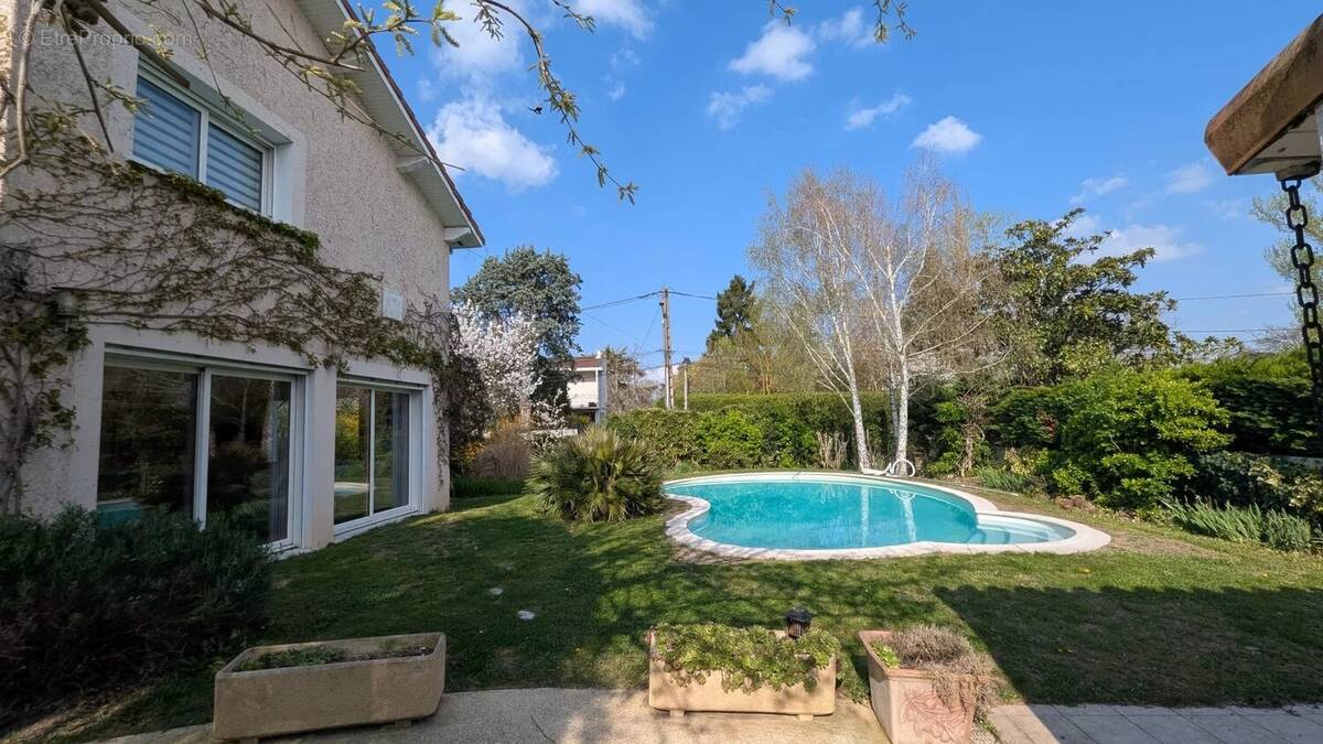 Maison à VILLENEUVE-TOLOSANE